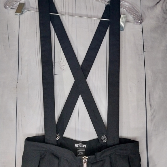 Hot Topic Pleated Zipper Front Goth Indie Sleeze Suspender Skirt - Picture 2 of 8